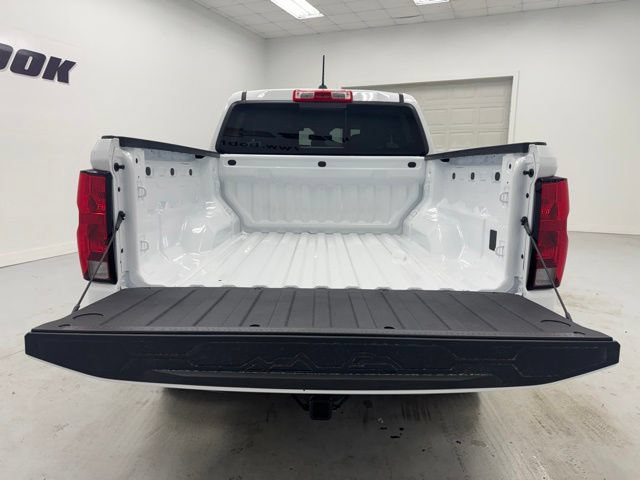 New 2026 Chevrolet Colorado W/T w/ WT Custom Package AWD/4WD image 29