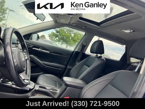Certified 2021 Kia Seltos EX AWD/4WD image 10