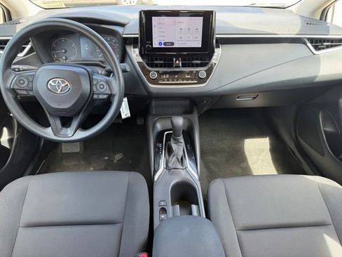 Used 2024 Toyota Corolla LE image 23