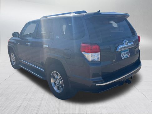 Used 2012 Toyota 4Runner SR5 w/ Premium Pkg AWD/4WD image 4