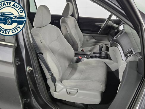 Used 2019 Honda Pilot EX image 36