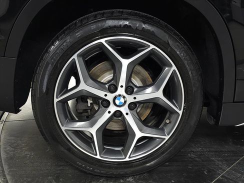 Used 2018 BMW X1 xDrive28i image 11