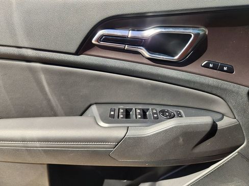 New 2026 Kia Sportage SX AWD/4WD image 18
