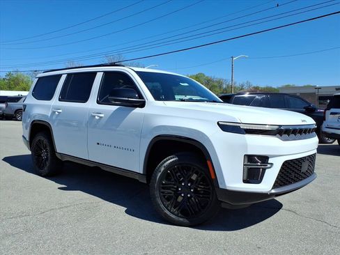 New 2026 Jeep Grand Wagoneer Limited image 2