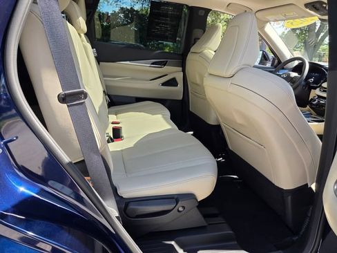 Used 2025 INFINITI QX60 Luxe w/ Vision Package FWD image 23