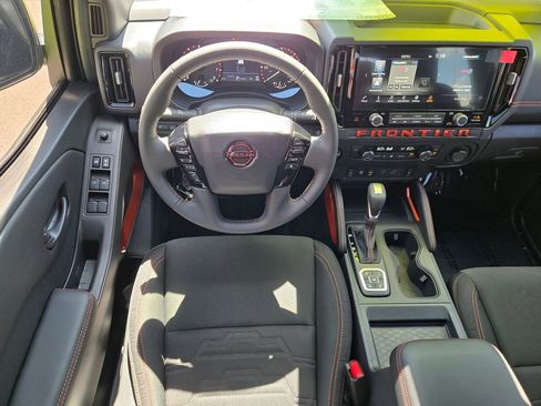 New 2026 Nissan Frontier PRO-4X w/ Tow Package AWD/4WD image 8