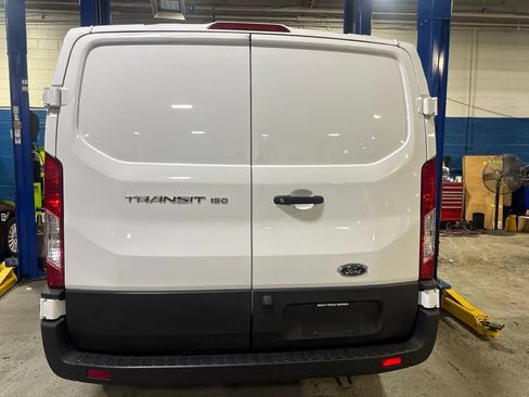 Used 2023 Ford Transit 150 Low Roof AWD image 4