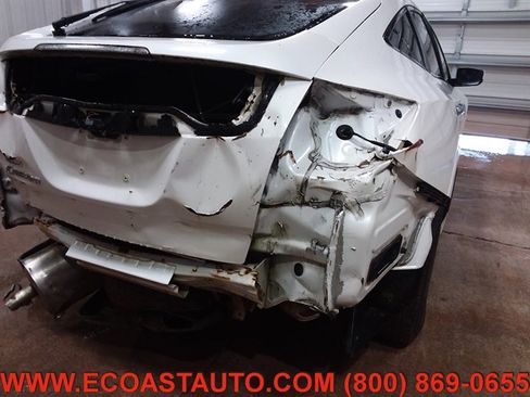 Used 2010 Honda Crosstour EX image 16