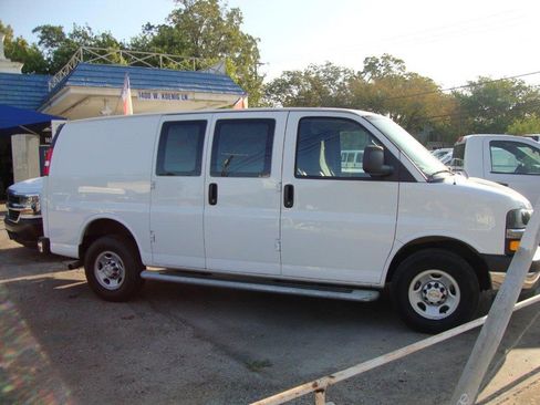 Used 2024 Chevrolet Express 2500 w/ Driver Convenience Package image 1