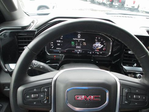 Used 2025 GMC Sierra 2500 SLE w/ SLE Value Package; image 29