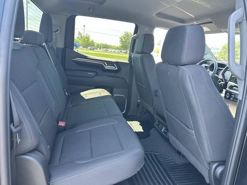 Used 2024 Chevrolet Silverado 1500 LT AWD/4WD image 24