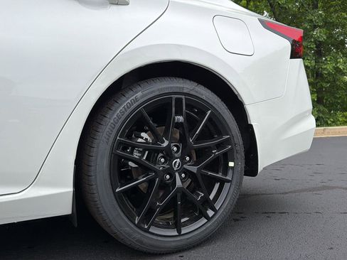 New 2026 Nissan Altima 2.5 SR w/ SR Midnight Edition Package FWD image 4