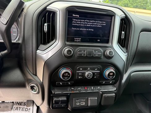 Used 2020 Chevrolet Silverado 2500 LT w/ All Star Edition AWD/4WD image 17