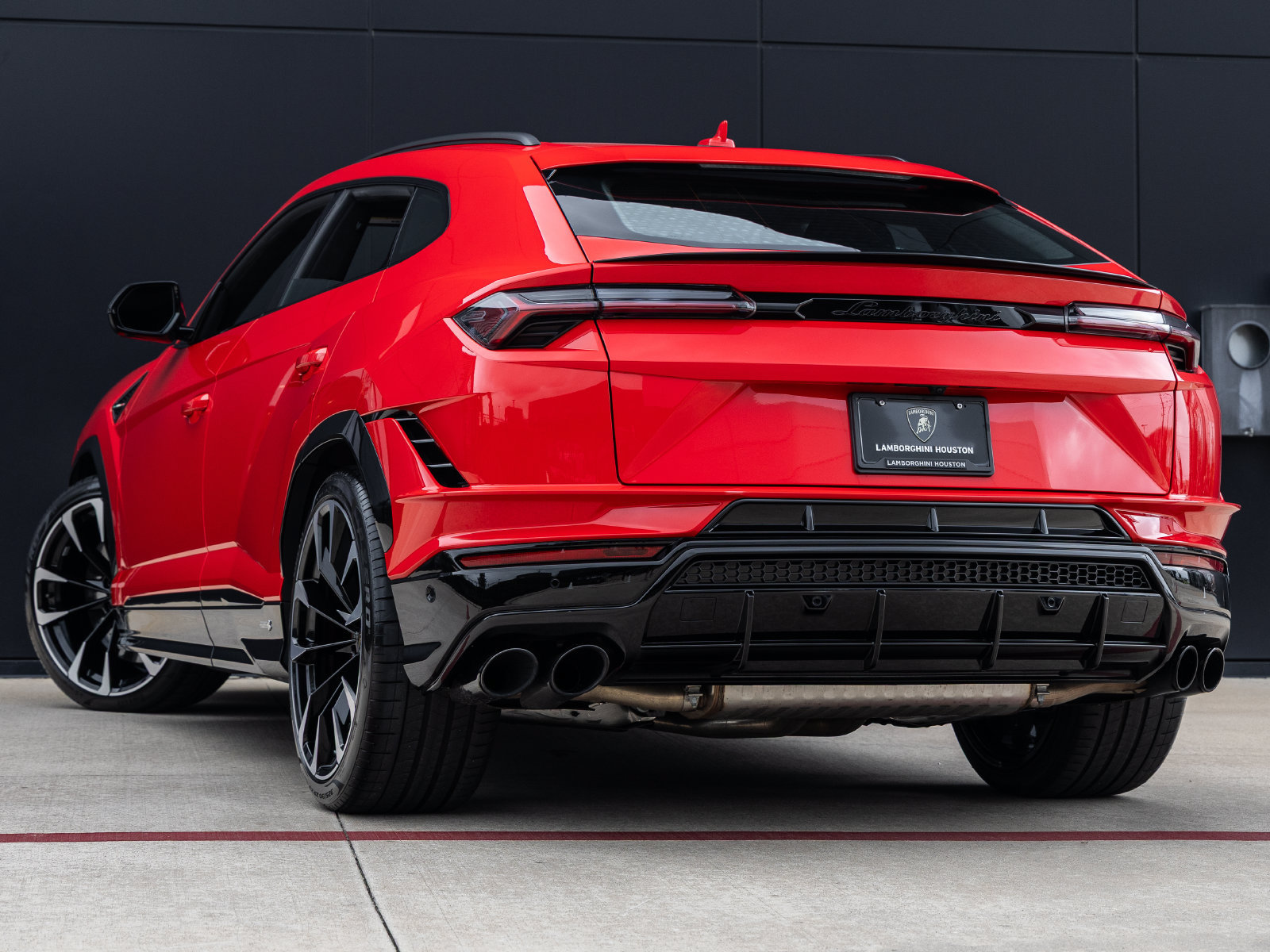 Used 2024 Lamborghini Urus S AWD/4WD image 6
