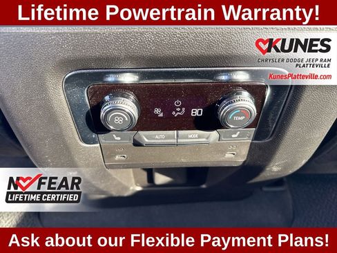 Used 2025 GMC Yukon XL Denali AWD/4WD image 37