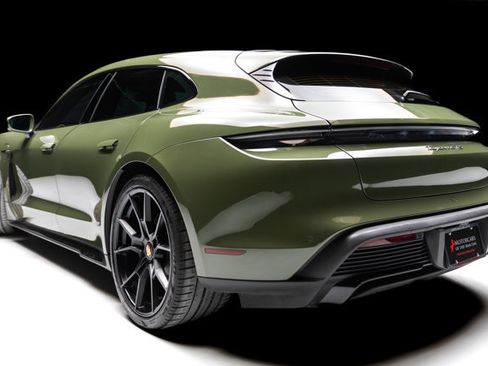 Used 2023 Porsche Taycan GTS image 26