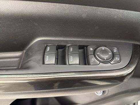 Used 2022 GMC Acadia AT4 w/ GMC Pro Grade Package AWD/4WD image 14