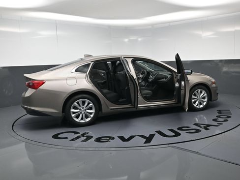 Used 2024 Chevrolet Malibu LT FWD image 25