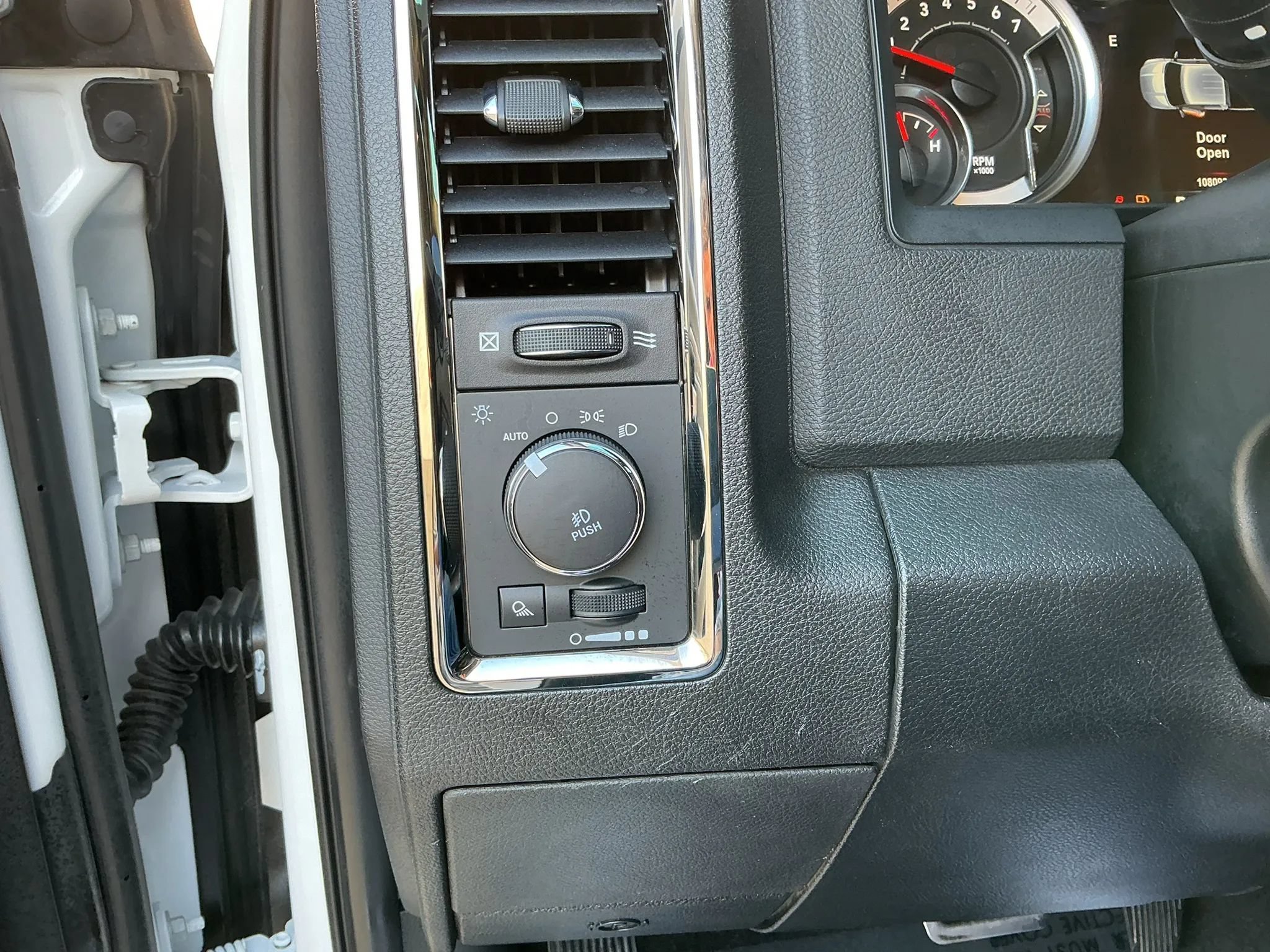 Used 2018 RAM 1500 Sport w/ Convenience Group RWD image 32