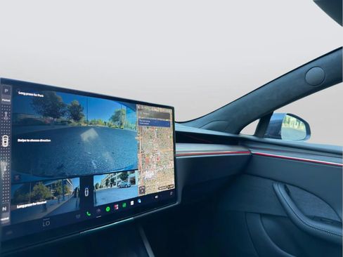 Used 2026 Tesla Model S AWD/4WD image 26