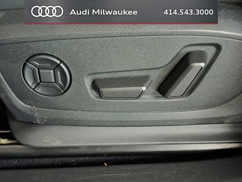 Used 2023 Audi Q4 e-tron Premium Plus w/ Premium Plus AWD/4WD image 17