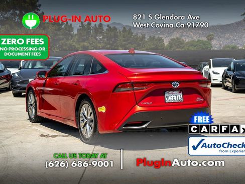 Used 2022 Toyota Mirai w/ Advanced Technology Package RWD image 2