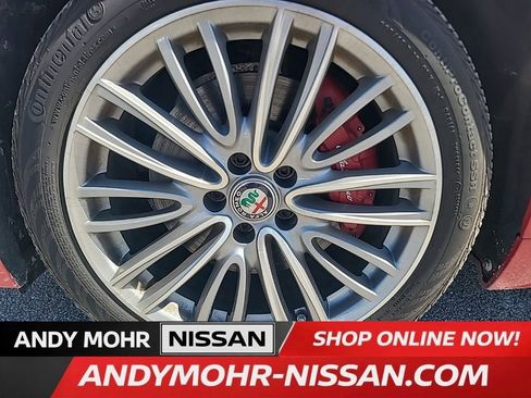 Used 2020 Alfa Romeo Giulia Ti image 11