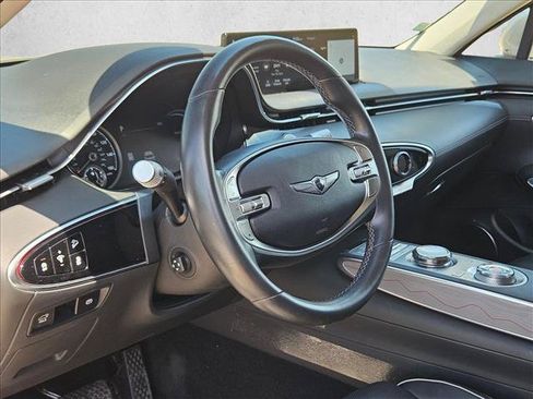 Used 2023 Genesis GV70 2.5T w/ Advanced Package AWD/4WD image 10