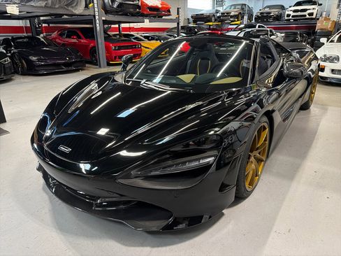 Used 2023 McLaren 720S Performance image 12