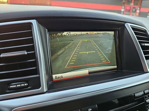 Used 2013 Mercedes-Benz ML 350 4MATIC w/ Premium 1 Pkg image 36