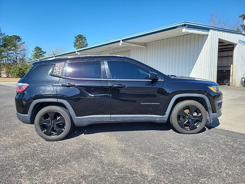 Used 2020 Jeep Compass Latitude image 8