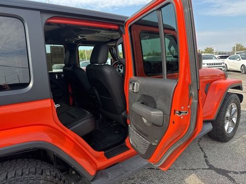 Used 2019 Jeep Wrangler Unlimited Sahara image 15