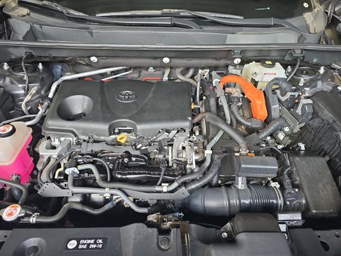 Used 2021 Toyota RAV4 XSE w/ XSE Grade Weather Package AWD/4WD image 30
