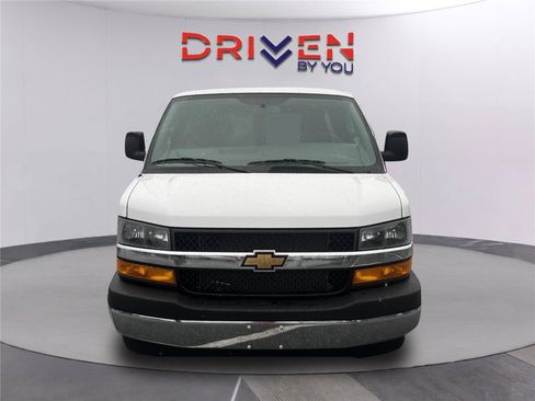 New 2026 Chevrolet Express 2500 w/ Driver Convenience Package RWD image 9