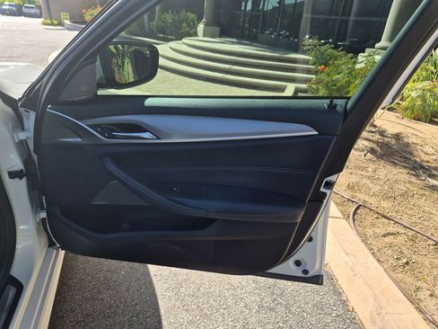 Used 2019 BMW 540i w/ M Sport Package RWD image 21