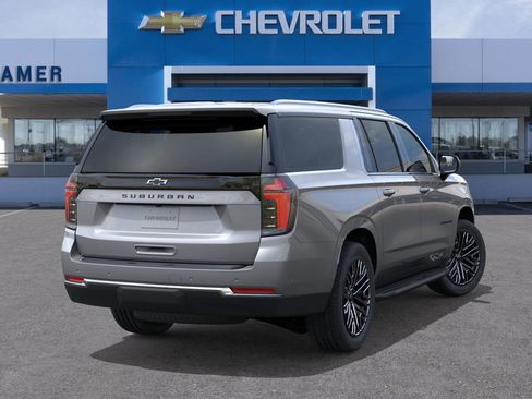 New 2026 Chevrolet Suburban LS image 4