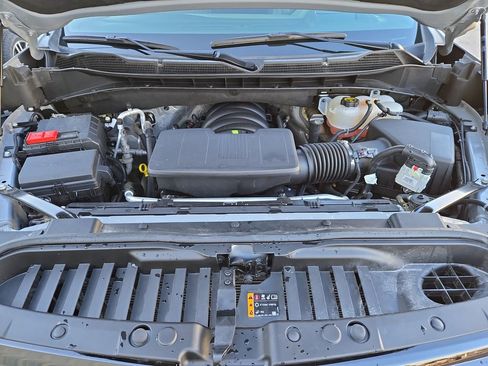 Used 2024 Chevrolet Silverado 1500 ZR2 w/ Technology Package image 28