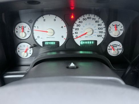 Used 2005 Dodge Ram 2500 Truck SLT w/ Trailer Tow Group image 16