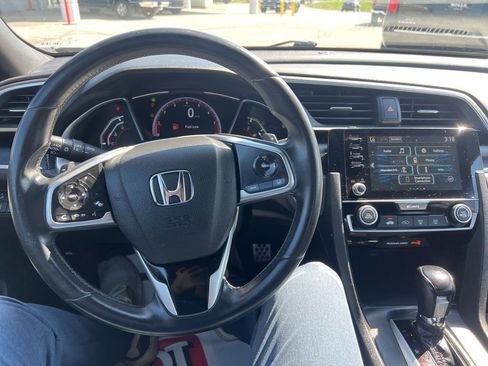 Used 2020 Honda Civic Sport image 11