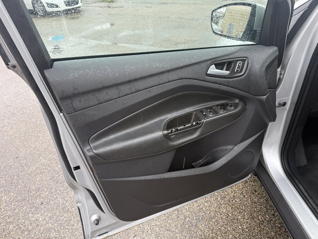 Used 2016 Ford Escape SE AWD/4WD image 11