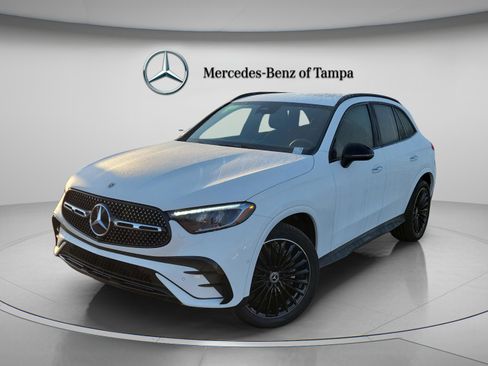 Certified 2026 Mercedes-Benz GLC 300 image 1