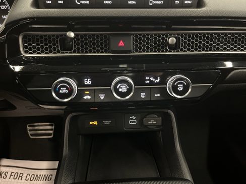 Used 2023 Honda Civic Sport image 21