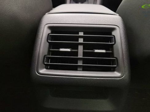 Used 2025 Volkswagen Tiguan SE R-Line AWD/4WD image 53
