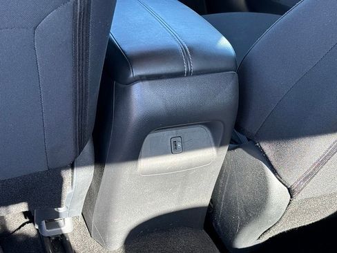 Used 2025 Nissan Sentra SV image 13