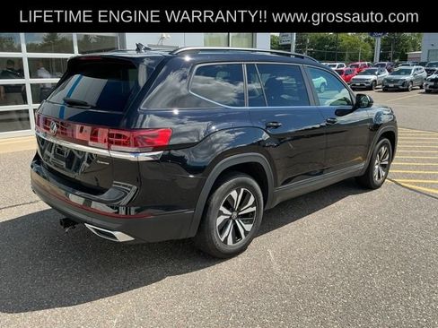Used 2024 Volkswagen Atlas SE AWD/4WD image 7