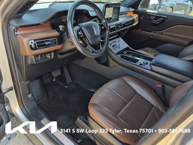 Used 2021 Lincoln Aviator Reserve w/ Elements Package Plus RWD image 19