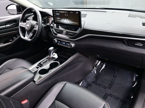 Used 2023 Nissan Altima 2.0 SR image 14