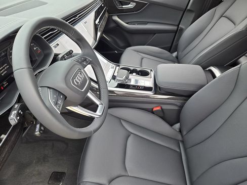 Used 2026 Audi Q7 3.0T Premium Plus AWD/4WD image 17