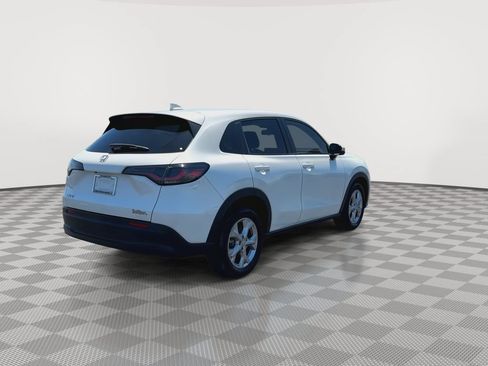 Used 2025 Honda HR-V LX image 8