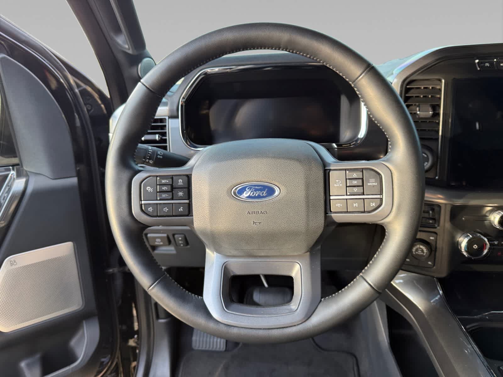 Used 2023 Ford F150 Lariat w/ Equipment Group 502A High AWD/4WD image 13